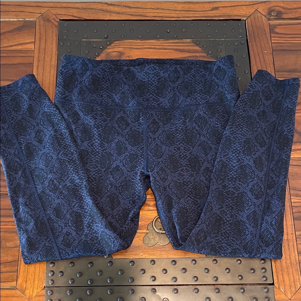 Athleta Blue Patterned Leggings
